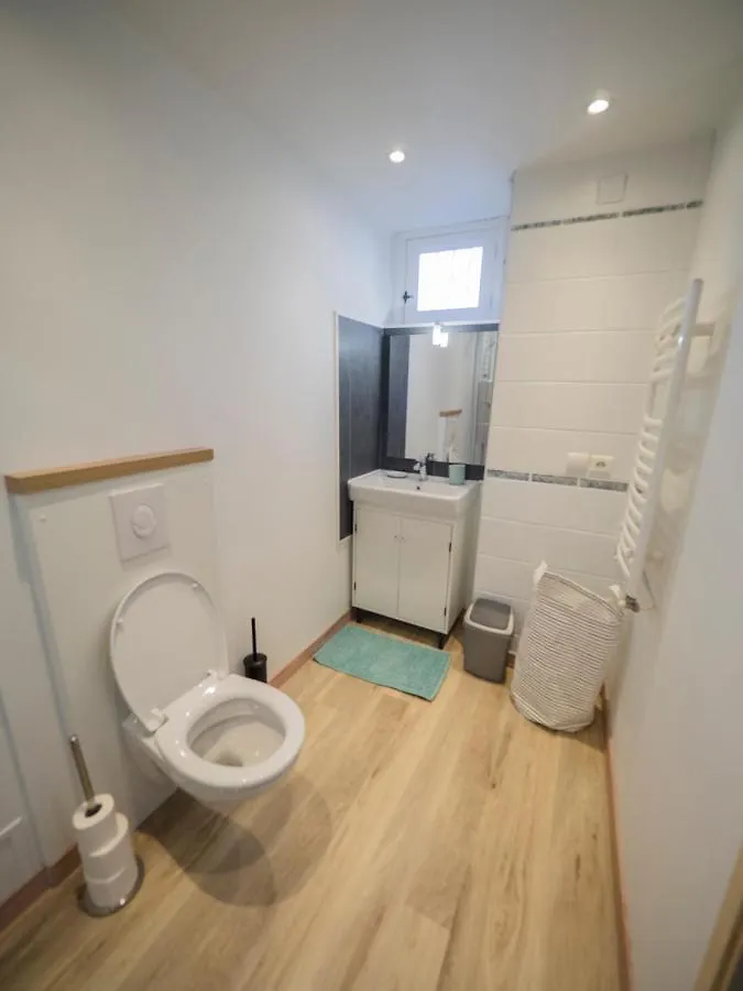 Charmant T2 Avec Terrasse Et Place De Parking Apartman Aix-les-Bains