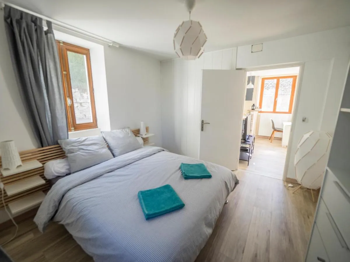 Charmant T2 Avec Terrasse Et Place De Parking Apartman Aix-les-Bains